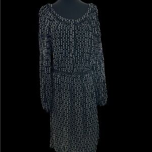 Chic Black and White Long Sleeve Dress